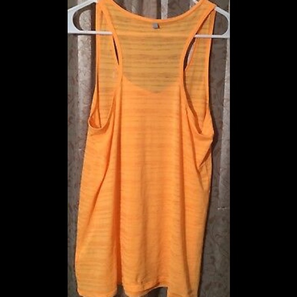 Dri-fit Razorback Tank Top - Picture 3 of 3